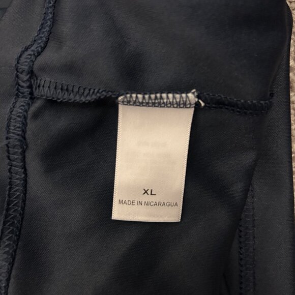 C2 Sport Men's Polo Shirt Size XL Navy Short Sleeves Collared Polyester GUC - Picture 8 of 9